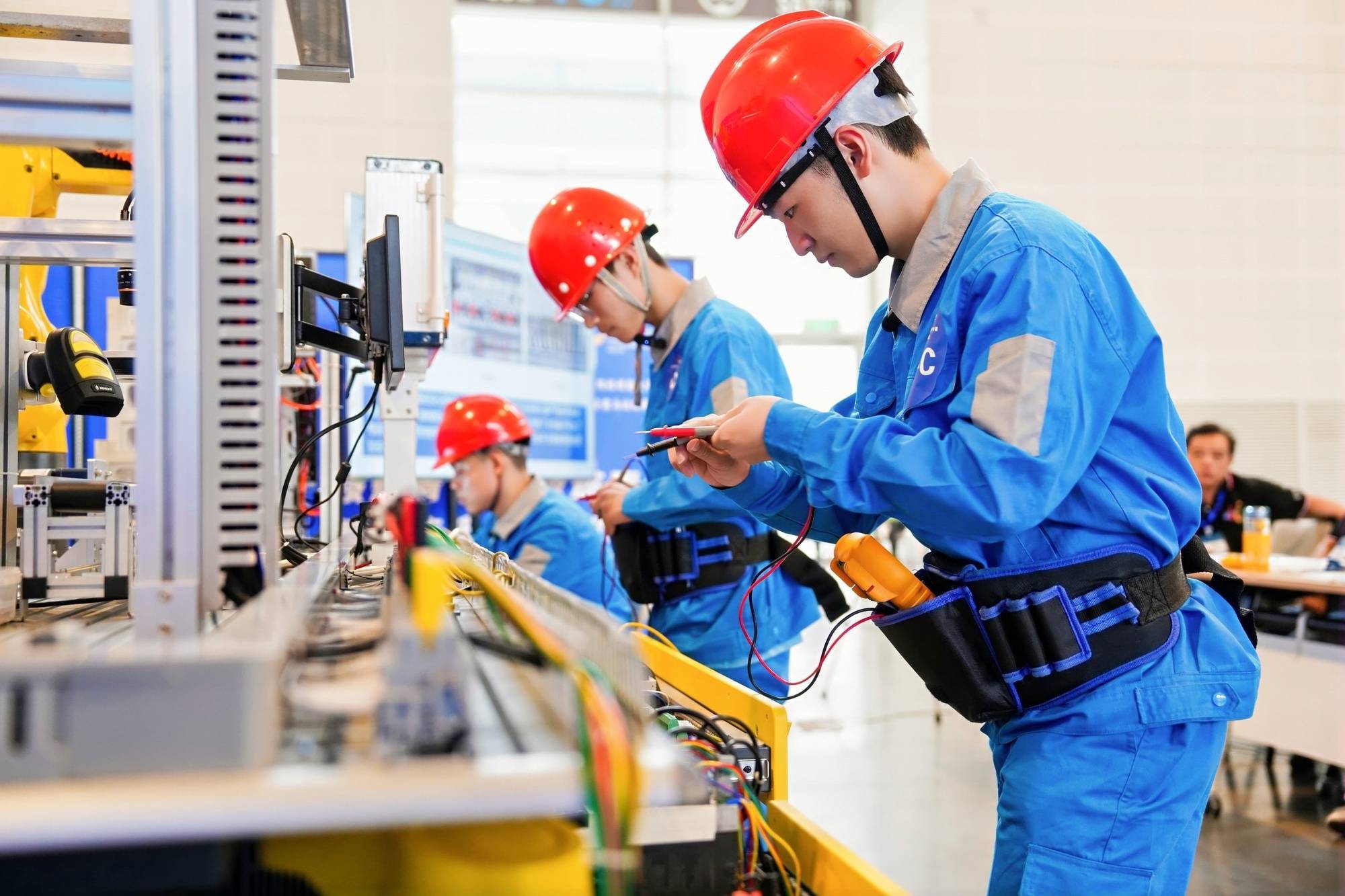 2025年世界職業(yè)院校技能大賽機(jī)電設(shè)備安裝與運(yùn)維賽道在天津圓滿落幕